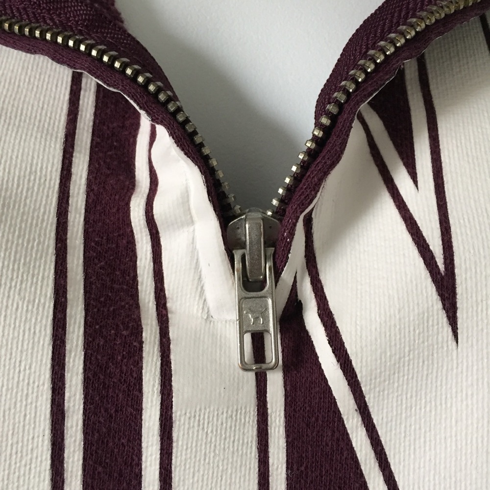 VS Pink Burgundy Zip Up Crew neck Sweater XS - Picture 4 of 8